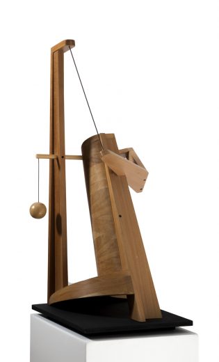 <strong>Manuel Felguérez</strong>, <em>Al margen del tiempo</em>,
Wood and metal,
28.74 x 13.78 x 10.24 in, (73 x 35 x 26 cm.),
2015